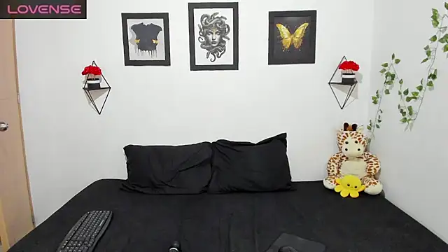 Alysson Billy online show from October 4, 2025, 10:33 pm