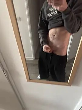 Snapshot of maxiii_456 chatting on October 17, 2025, 10:39 am maxiii 456 online show from October 17, 2025, 10:39 am