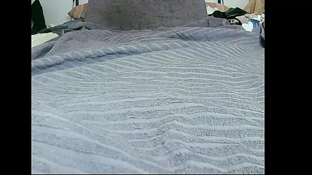 santinini2 online show from September 12, 2025, 5:45 pm