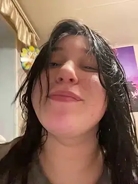 Snapshot of Kemeli008 chatting on November 17, 2025, 2:43 pm Kemeli008 online show from November 17, 2025, 2:43 pm