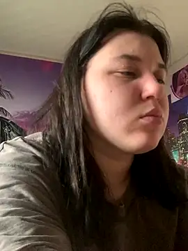 Snapshot of Kemeli008 chatting on November 14, 2025, 10:30 am Kemeli008 online show from November 14, 2025, 10:30 am