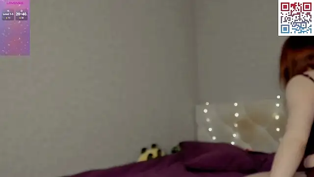 Snapshot of princess_diamonds chatting on February 24, 2026, 1:45 pm princess diamonds online show from February 24, 2026, 1:45 pm