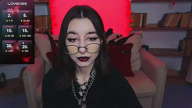 Mistress  Marcelline online show from September 25, 2025, 10:43 am