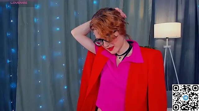 Snapshot of EdlinGathright chatting on December 19, 2025, 3:54 am EdlinGathright online show from December 19, 2025, 3:54 am