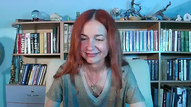 Foxilady357 online show from May 20, 2026, 2:25 pm