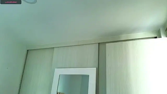 Snapshot of yulian_vasquez chatting on September 17, 2025, 11:56 am yulian vasquez online show from September 17, 2025, 11:56 am
