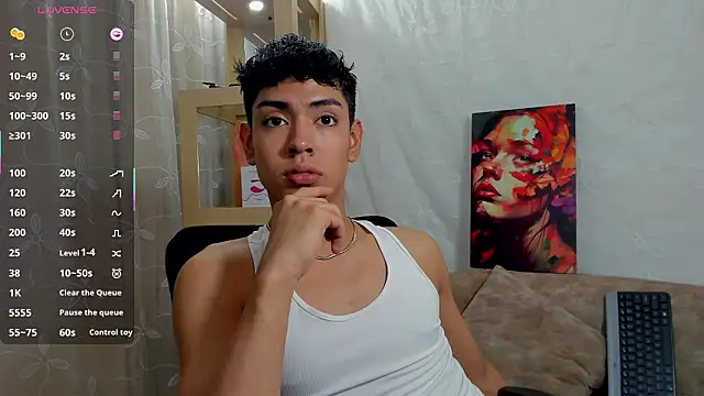 LoganTwink18 online show from March 25, 2026, 2:01 am