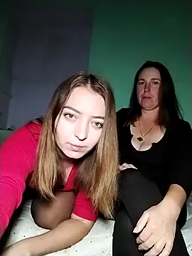 Viktoriia27 online show from September 20, 2025, 8:03 pm