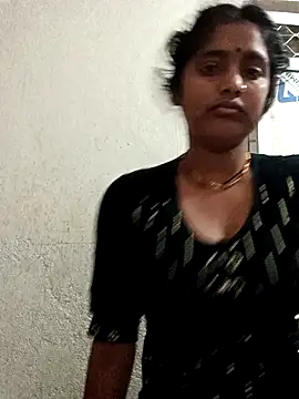 Guriya0076 online show from April 6, 2026, 11:50 pm