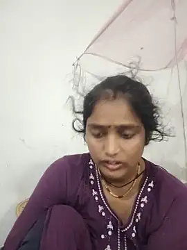 Guriya0076 online show from June 27, 2026, 11:33 pm