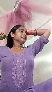 Guriya0076 online show from June 18, 2026, 10:53 am