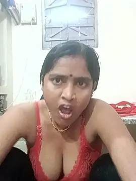 Guriya0076 online show from April 11, 2026, 12:18 am