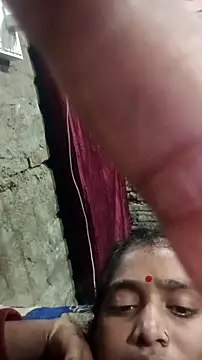 Snapshot of Guriya0076 chatting on January 11, 2026, 7:10 pm Guriya0076 online show from January 11, 2026, 7:10 pm