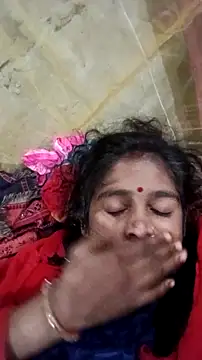 Snapshot of Guriya0076 chatting on December 20, 2025, 7:17 pm Guriya0076 online show from December 20, 2025, 7:17 pm