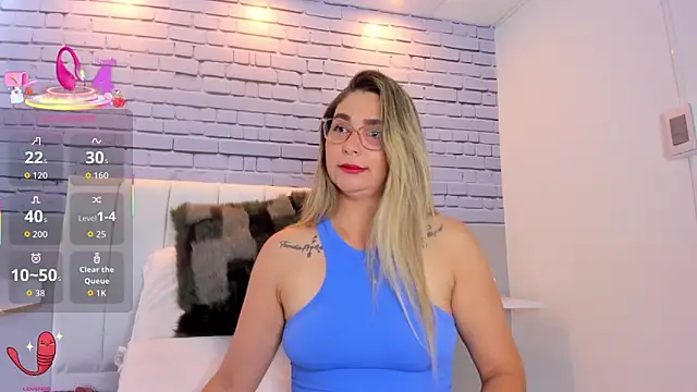 Snapshot of MelanyVegas chatting on September 11, 2025, 8:14 am MelanyVegas online show from September 11, 2025, 8:14 am