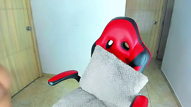 Snapshot of alexandra_cute chatting on November 25, 2025, 6:47 am alexandra cute online show from November 25, 2025, 6:47 am