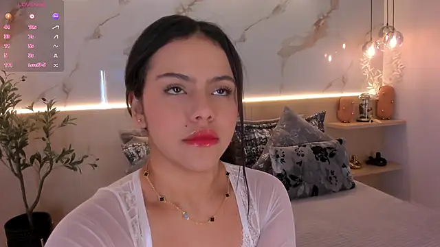 Snapshot of isabellasouza chatting on September 21, 2025, 11:48 am isabellasouza online show from September 21, 2025, 11:48 am