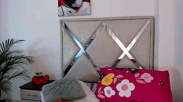 abby jones2 online show from February 25, 2026, 3:18 am