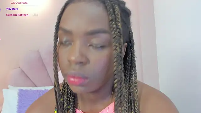 Melanyy Ebonny online show from December 19, 2025, 3:54 am