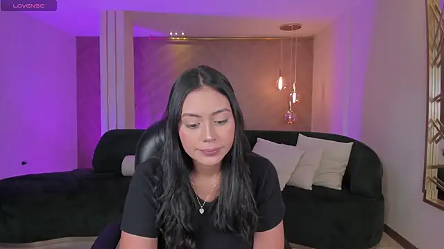 Snapshot of AmbarJames_ chatting on September 9, 2025, 12:03 pm AmbarJames online show from September 9, 2025, 12:03 pm