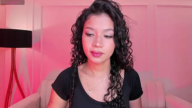 Snapshot of SophieHouston_ chatting on September 10, 2025, 3:16 am SophieHouston online show from September 10, 2025, 3:16 am