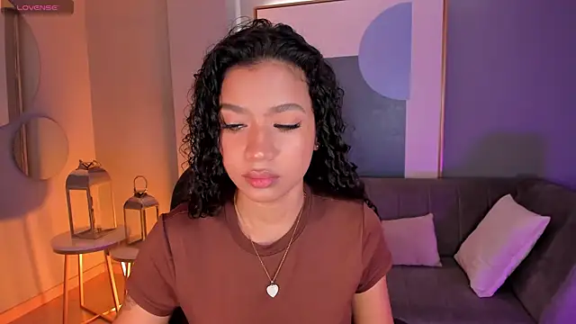 Snapshot of SophieHouston_ chatting on September 27, 2025, 3:34 am SophieHouston online show from September 27, 2025, 3:34 am