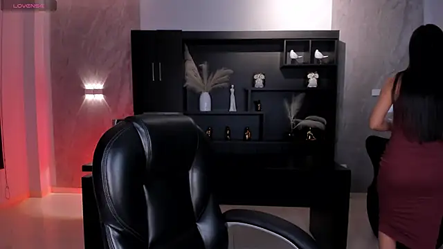 SophieHouston  online show from March 11, 2026, 3:22 am