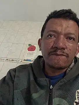 Snapshot of PIROCAGG21 chatting on October 22, 2025, 9:09 am PIROCAGG21 online show from October 22, 2025, 9:09 am