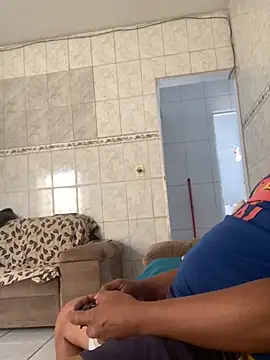 Snapshot of PIROCAGG21 chatting on October 29, 2025, 12:26 pm PIROCAGG21 online show from October 29, 2025, 12:26 pm