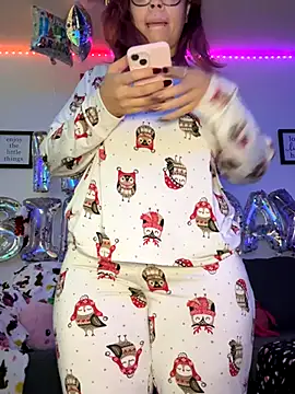 moan4mona online show from November 22, 2025, 1:15 am