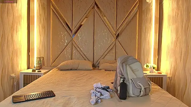 Hotcouple 222 online show from November 28, 2025, 7:30 am