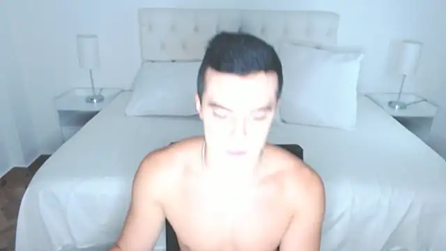 Snapshot of mr_hunterx chatting on February 6, 2026, 3:57 am mr hunterx online show from February 6, 2026, 3:57 am