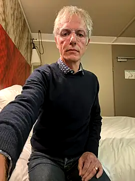 SexyLeon8 online show from September 16, 2025, 7:26 pm