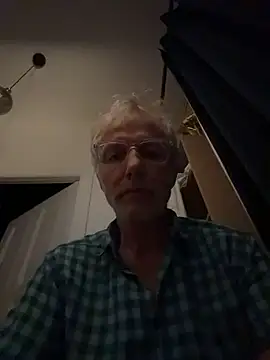 SexyLeon8 online show from June 30, 2026, 7:36 pm