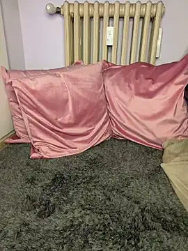 Snapshot of AdeleRoyal chatting on November 11, 2025, 4:02 pm AdeleRoyal online show from November 11, 2025, 4:02 pm