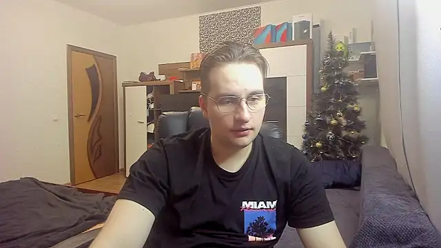 romiosabrino online show from February 19, 2026, 4:37 pm