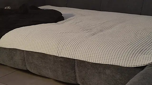 GermanBiHardcore online show from November 16, 2025, 1:43 am