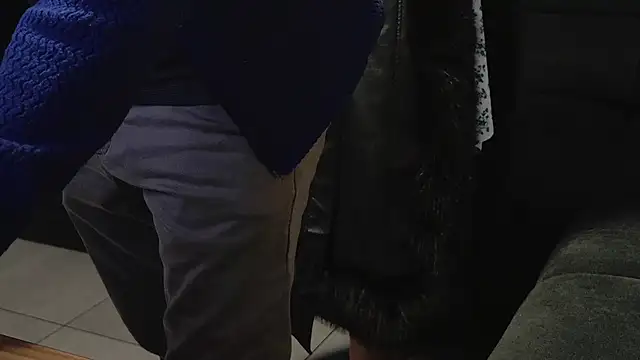 GermanBiHardcore online show from November 13, 2025, 8:13 pm