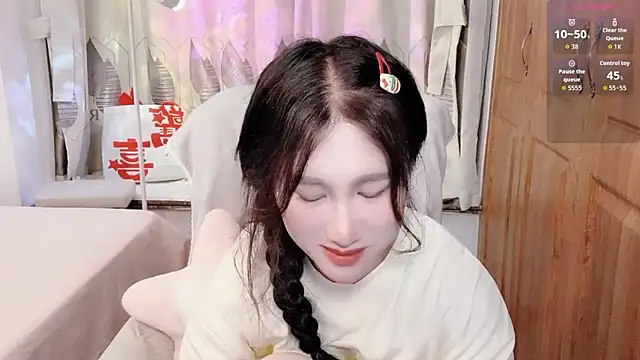 Snapshot of ana-888- chatting on October 1, 2025, 4:44 pm ana-888- online show from October 1, 2025, 4:44 pm