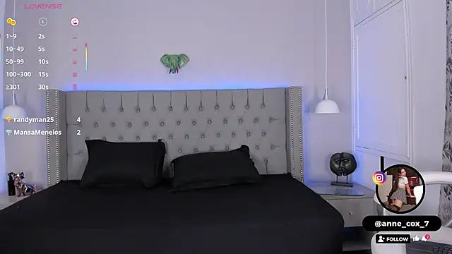 Snapshot of Anne_cox chatting on November 25, 2025, 11:32 am Anne cox online show from November 25, 2025, 11:32 am