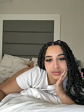 LilMisIndianx online show from December 20, 2025, 7:33 am