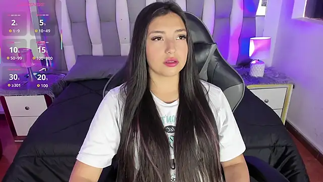 Snapshot of Adaara_Rey chatting on October 8, 2025, 8:09 pm Adaara Rey online show from October 8, 2025, 8:09 pm
