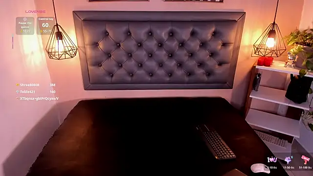 Snapshot of aisha_duque chatting on December 13, 2025, 8:04 pm aisha duque online show from December 13, 2025, 8:04 pm