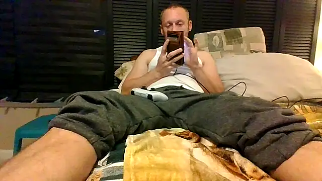 Snapshot of Scott654538 chatting on April 24, 2026, 6:10 pm Scott654538 online show from April 24, 2026, 6:10 pm