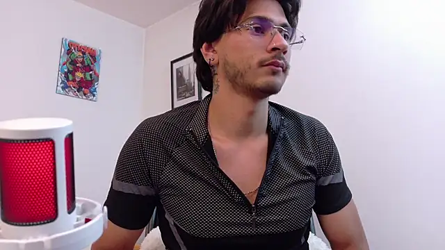 Snapshot of Elian_savoy chatting on June 25, 2026, 1:58 am Elian savoy online show from June 25, 2026, 1:58 am