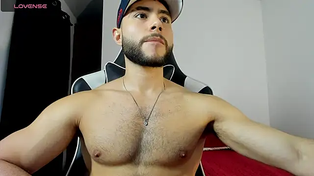 Snapshot of bryan_mugn chatting on November 21, 2025, 3:05 am bryan mugn online show from November 21, 2025, 3:05 am