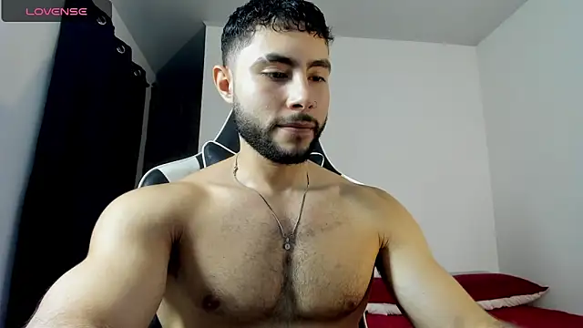 Snapshot of bryan_mugn chatting on December 3, 2025, 2:45 am bryan mugn online show from December 3, 2025, 2:45 am