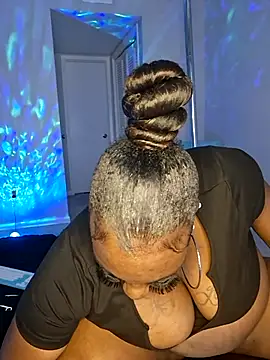 Snapshot of Thickkemzz41 chatting on September 27, 2025, 11:55 pm Thickkemzz41 online show from September 27, 2025, 11:55 pm