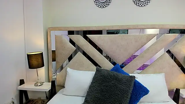 ximena vasquez8 online show from February 22, 2026, 2:47 am