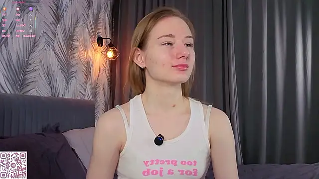 ElvinaRose online show from February 16, 2026, 2:32 am